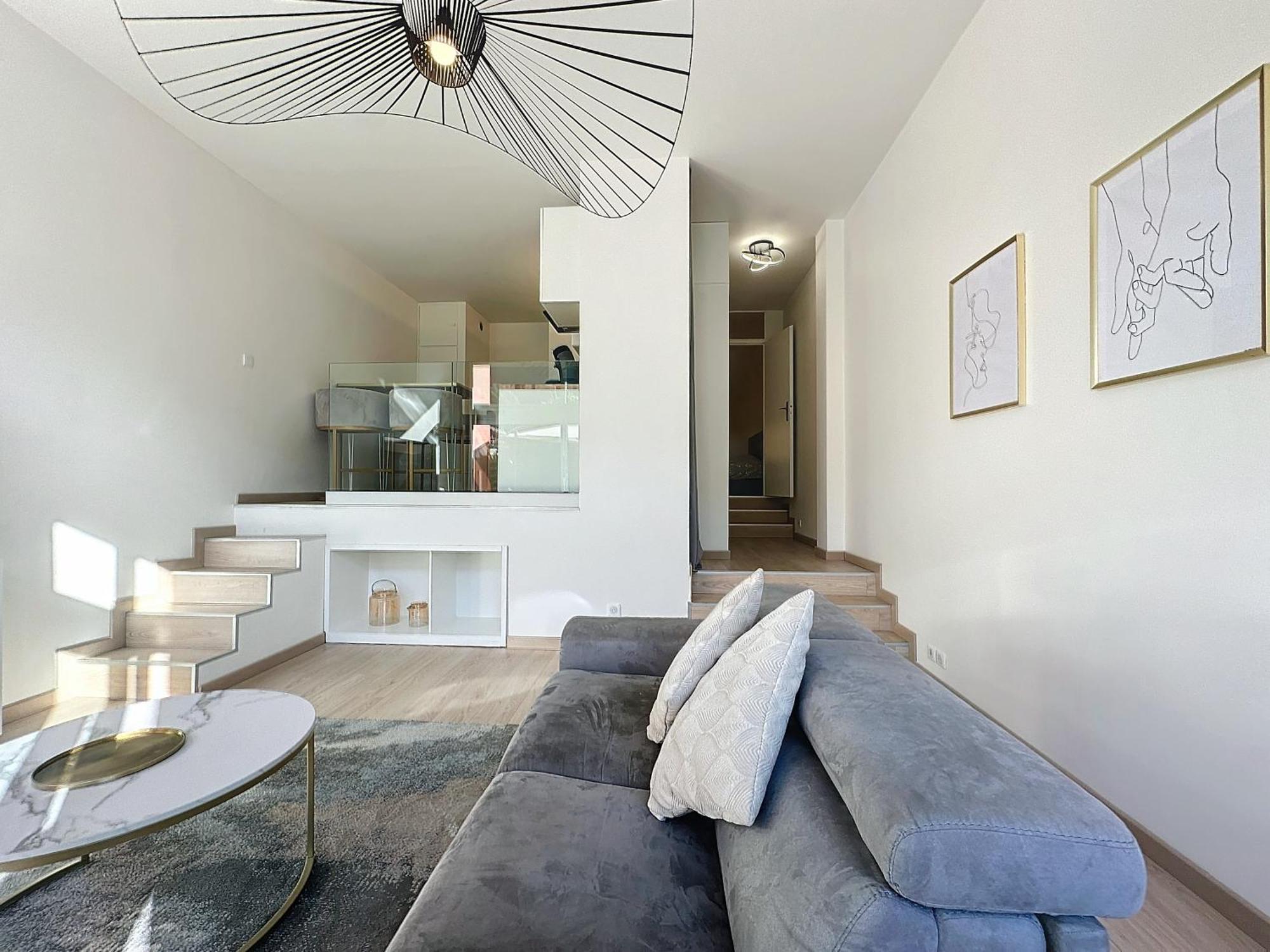 2 Pieces - Parking - Jacuzzi - Food & Drink - Love Menton Exterior photo